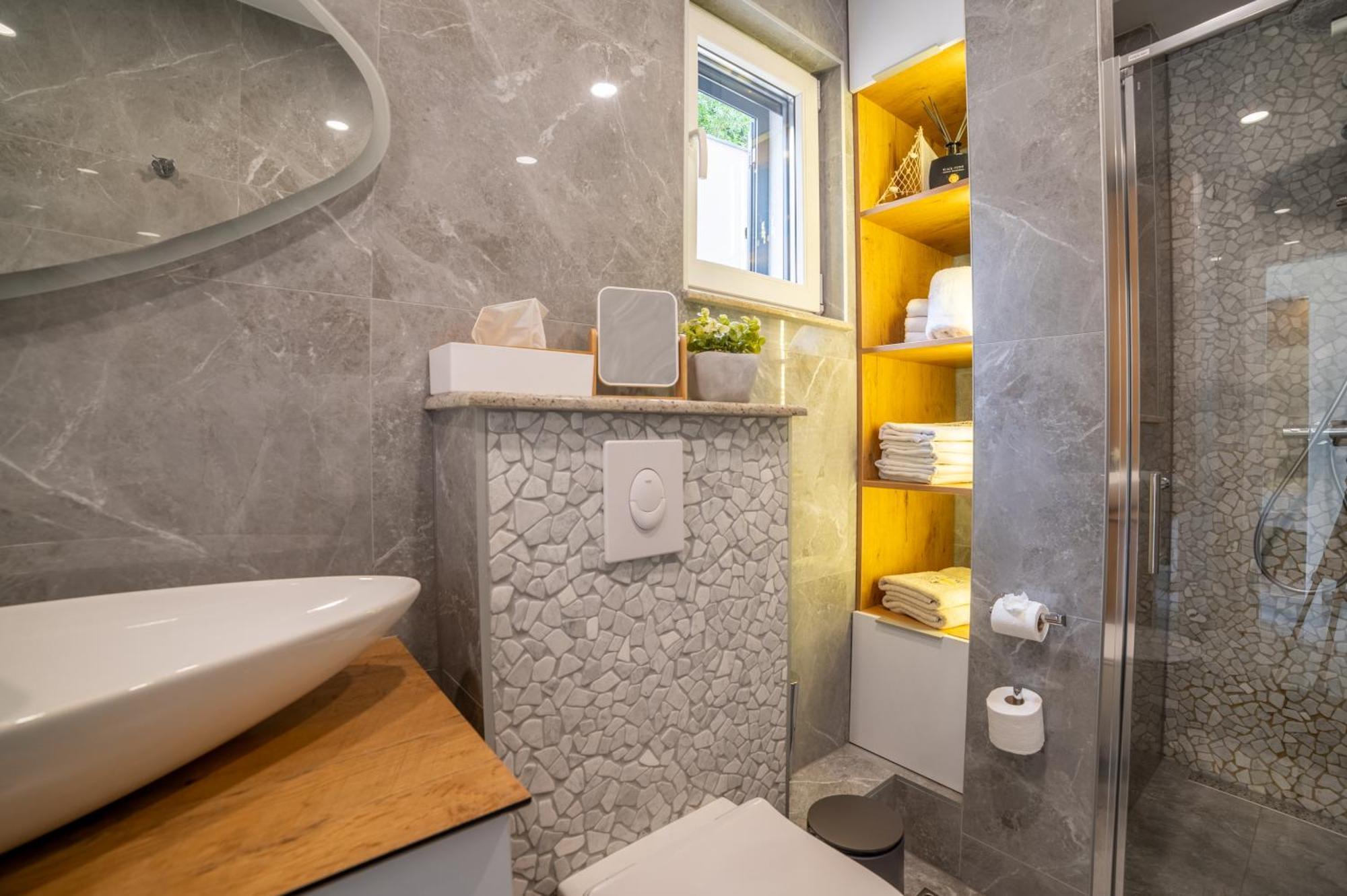 Lägenhet Luxury Karigo *