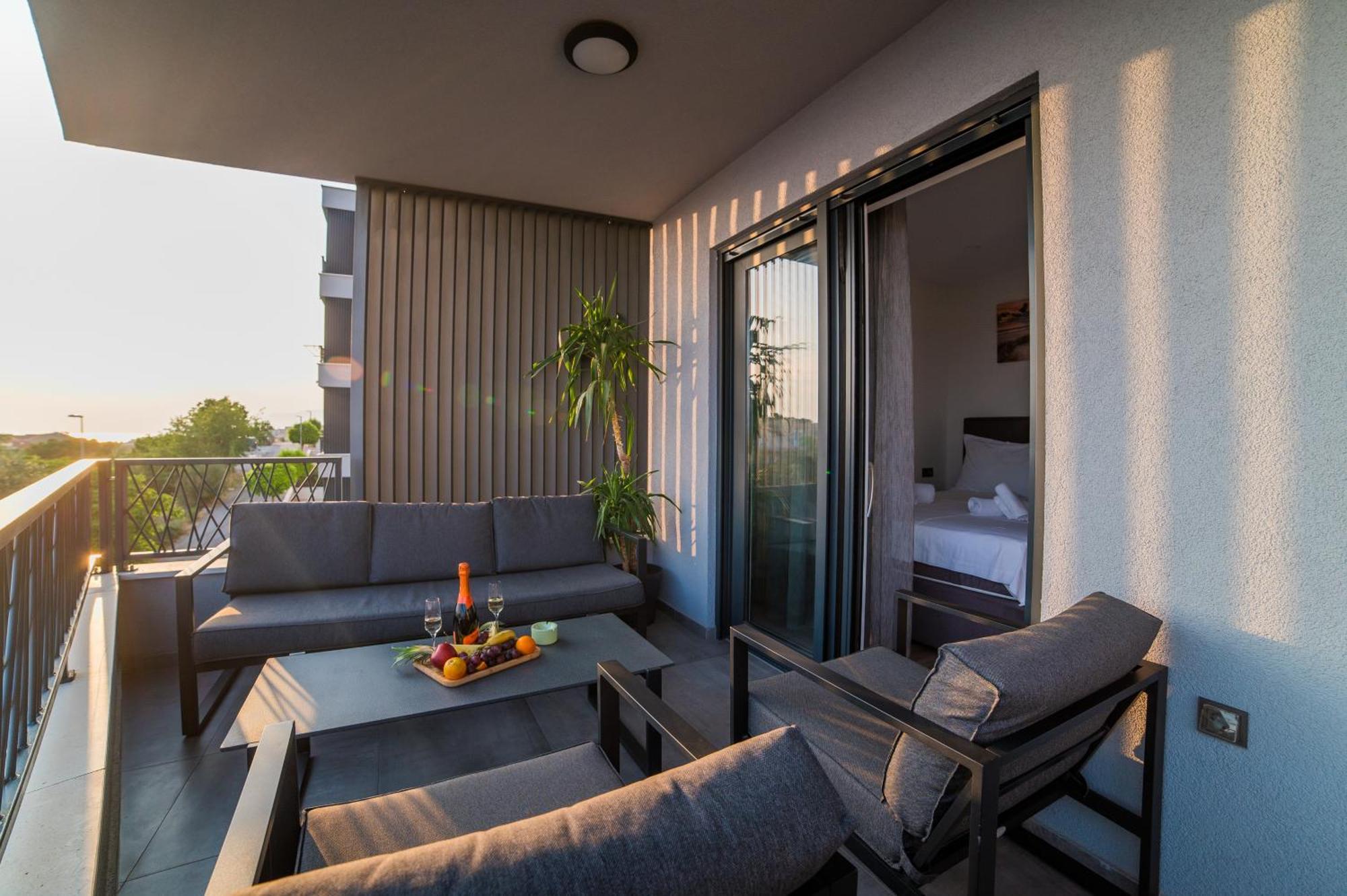 Lägenhet Luxury Karigo